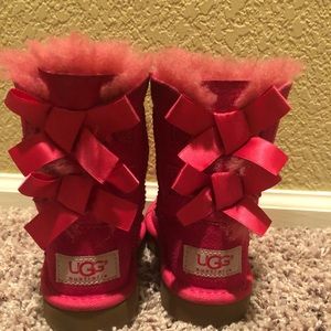 Toddler Girl Hot Pink Uggs